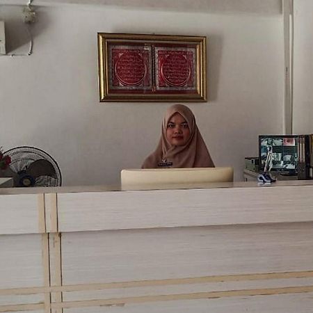 Hotel Shafira Pariaman Syariah Mitra Reddoorz Экстерьер фото